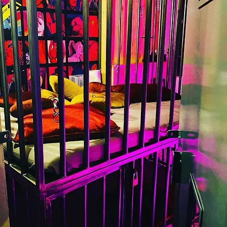 Secret Room Tournai Home - Votre chambre coquine-2