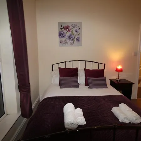 Staveley House-3