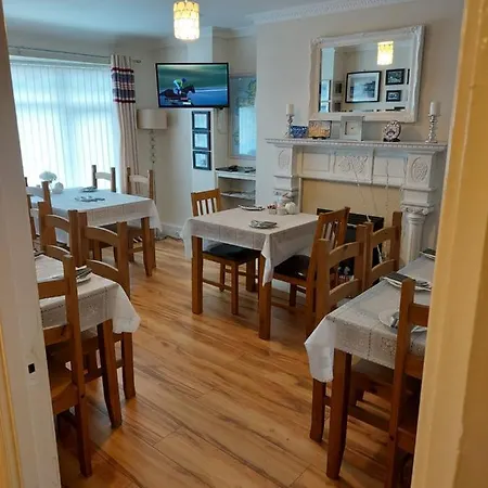 Legenderry B&B-2
