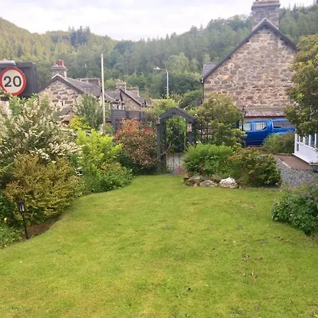Cae Garw Guest House-2