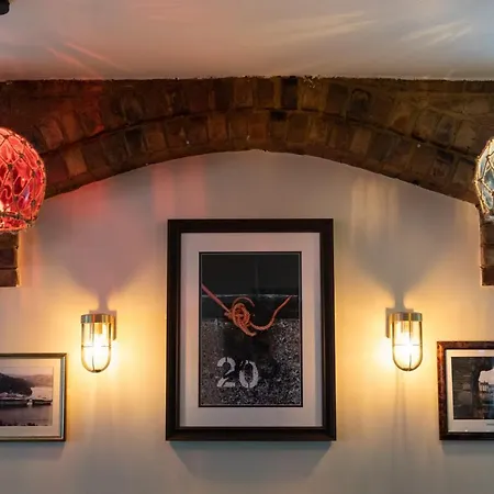 The Seale Arms-2