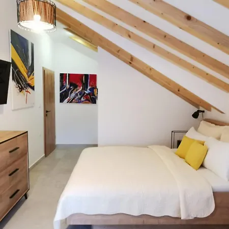House Bava-3