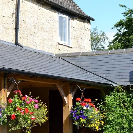 The Highwayman Hotel-3