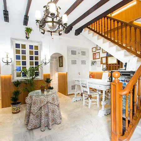 Hostal La Estrella-2