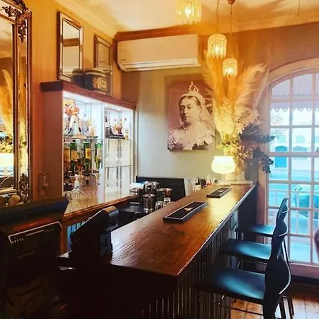 LORD CARNARVON Small Hotel-3
