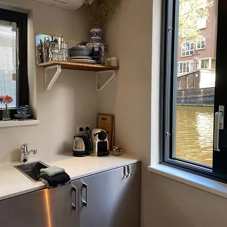 Houseboat Sophia-3