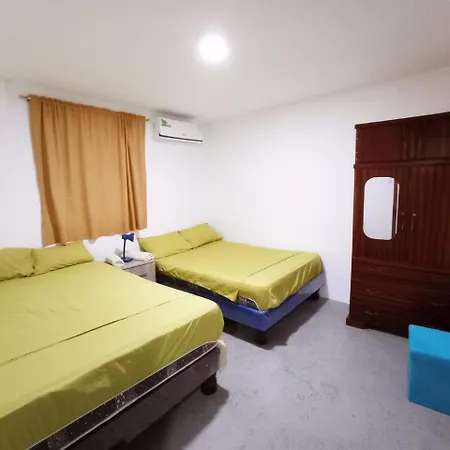 Hostal El Naufrago 1-3