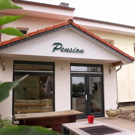 Pension Zu den Linden Trin-2