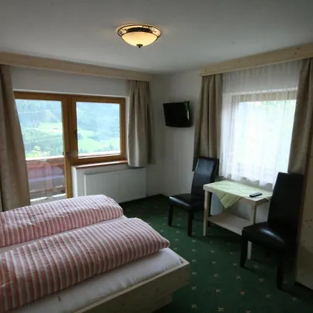 Adamerhof-3