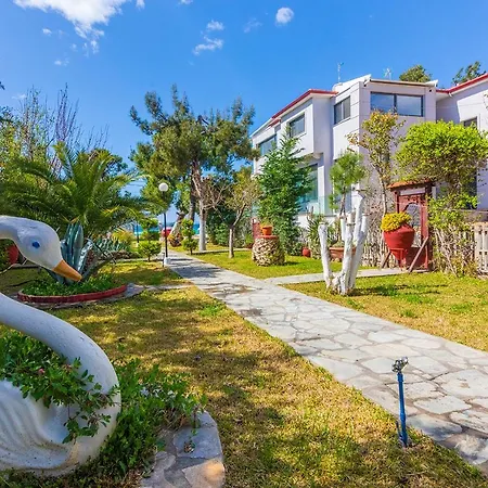 Galazia Akti Seaside Apartments-3