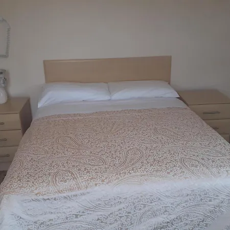 Redclyffe Guesthouse-2