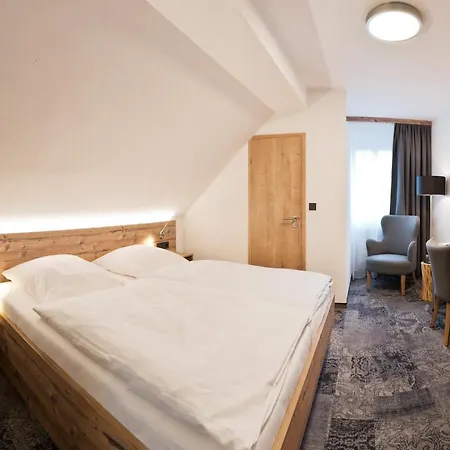 Hotel Bergischer Hof-3