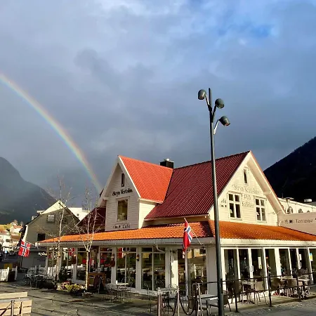 Stryn Kaffebar&Vertshus-2