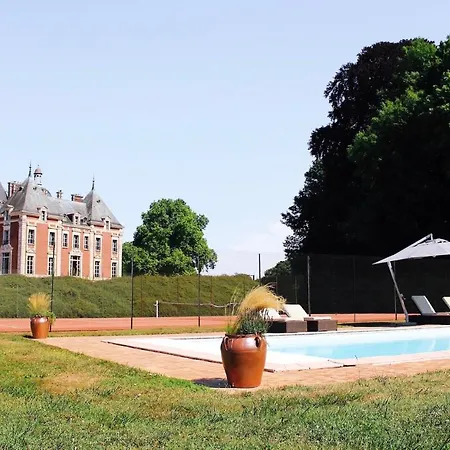 Chateau Du Domaine Du Reveillon-2
