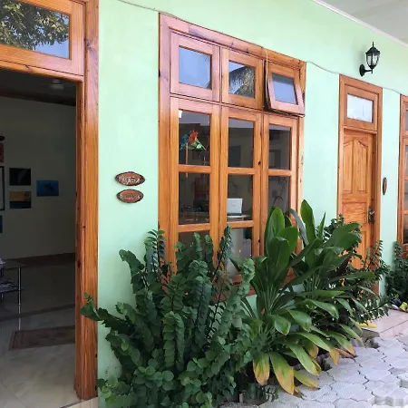 Royal Reef Stay-3