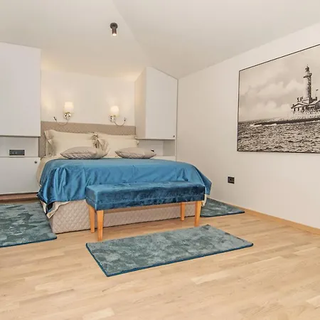 Fra&Kat Rooms-3