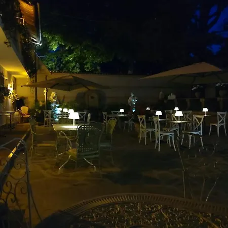 ANTICA VILLA - Guest House&Hammam - Servizi come un Hotel a Cuneo-3