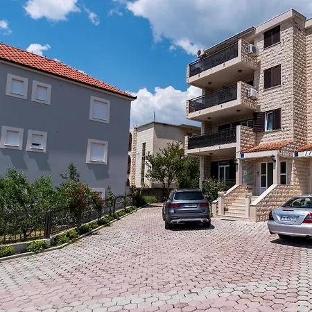 Apartments Amigos-2
