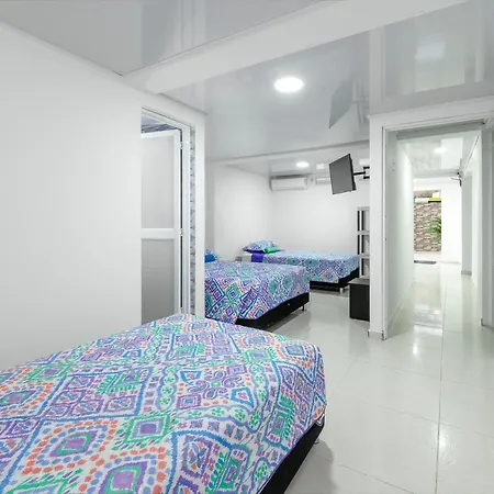 La Isla Inn-3