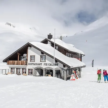 Berggasthaus Piz Calmot-3