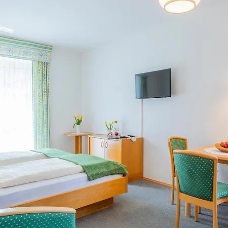 Hotel garni Weberhäusl-2