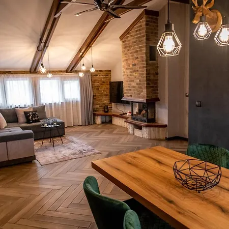 Hotel Hunters House-3