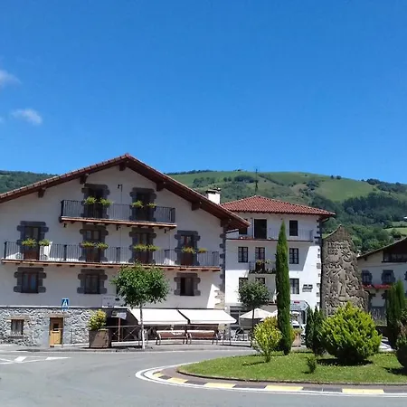 Hostal Lopenea-3