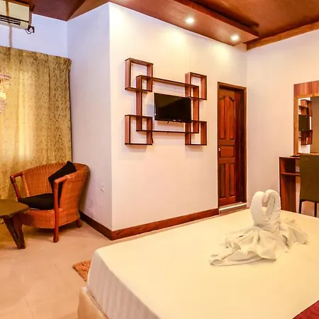 Summer Villa Guest House-3