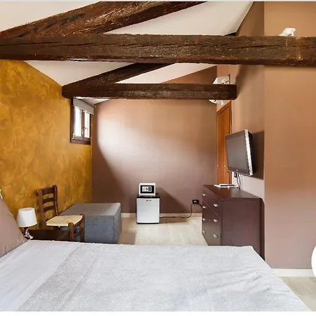 Blu Suite-2
