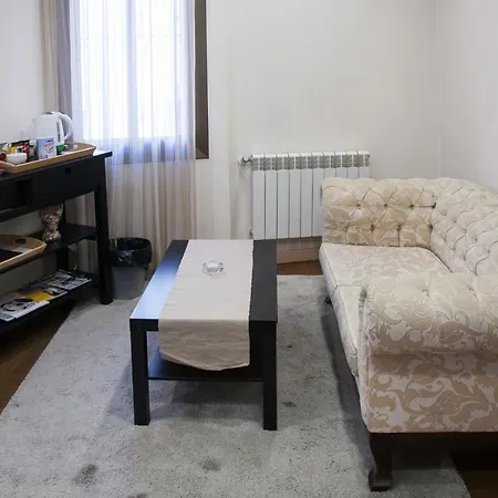Hostal Excellence-3