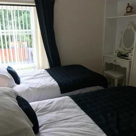Cavell House-3