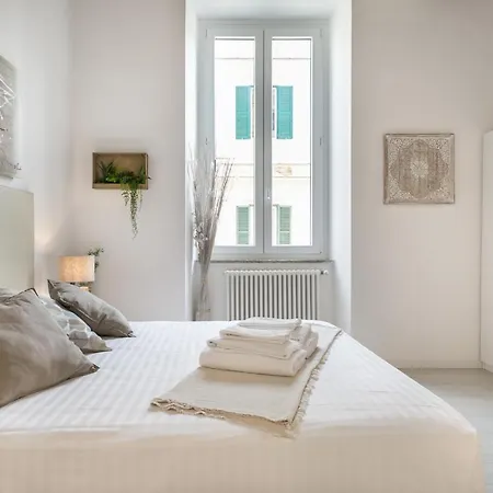 White Ostilia Guesthouse-3