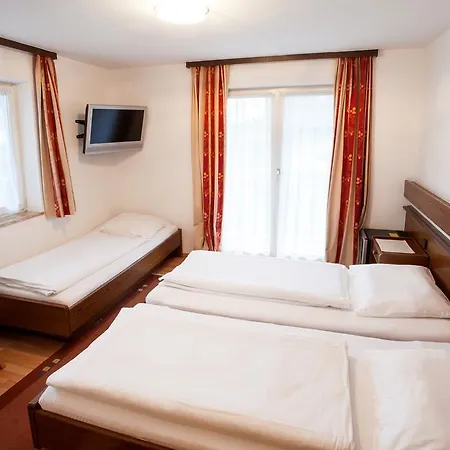Gaestehaus Sunkler-2