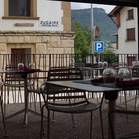 Hostal Ibaisek-2