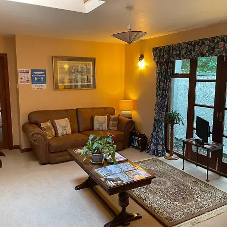 Clarke Cottage Guest House-2