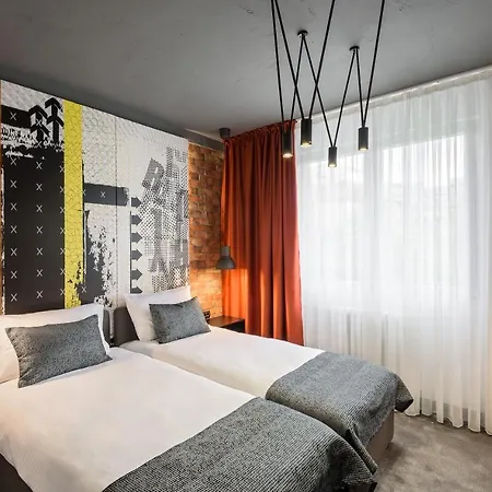 7 Rooms Suites-2