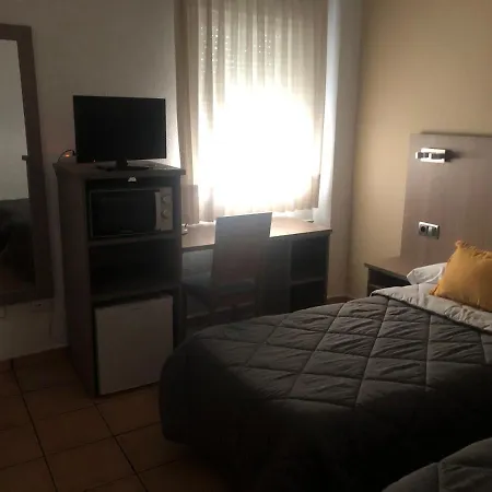 Hostal De La Rosa-2