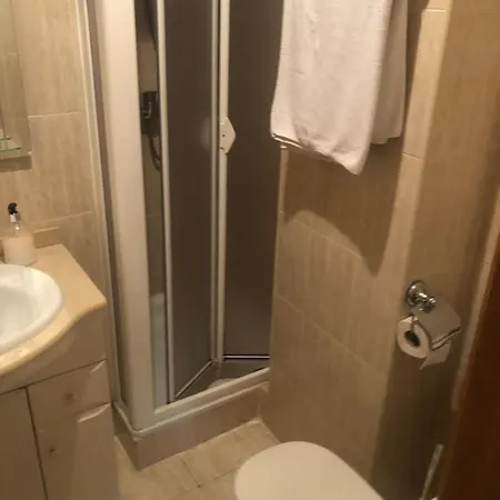 Hostal De La Rosa-3