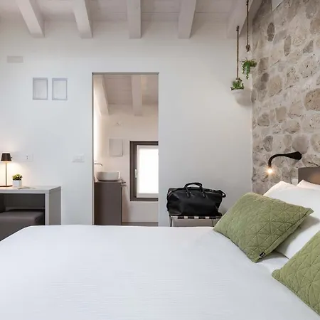 Portone180 Guest House-2
