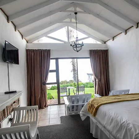Dutton'S Cove Guest House-2