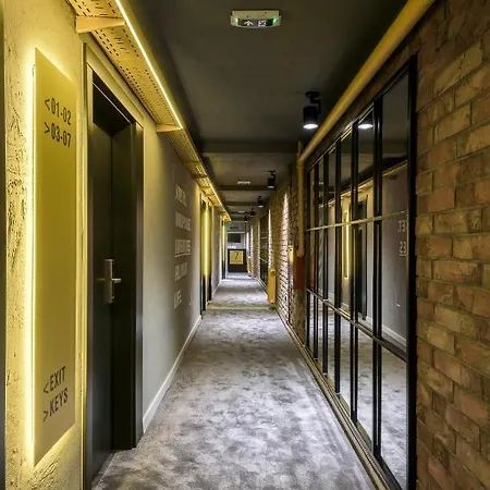 7 Rooms Suites-3