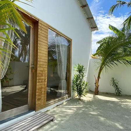 Villa Kudi Maldives Guest House Thulusdhoo-3