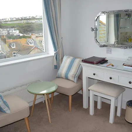 Tregony Guest House-2
