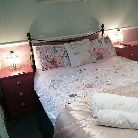 Longcroft Lodge-3