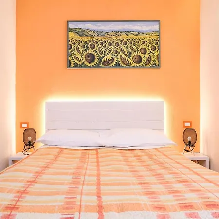 Lia Rooms-2