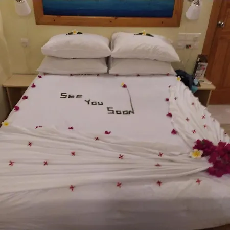 Royal Reef Stay-2