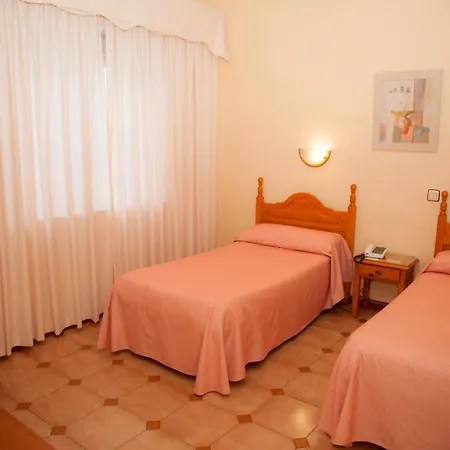 Hostal Paris-2