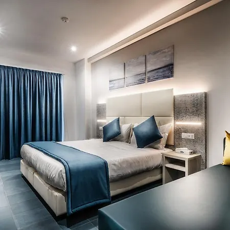 Suite Blue Style-3