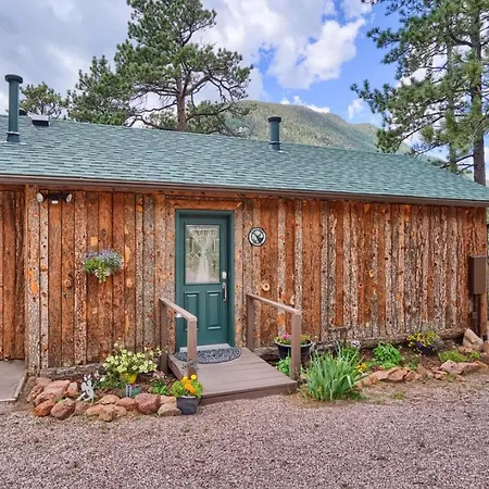 Pikes Peak Guest Cabin At Rocky Mountain Lodge-2