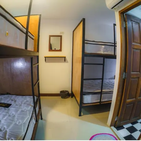 NITRO HOUSE Hostel-2